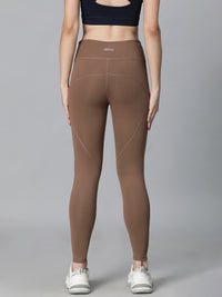 Streamline Legging Tan