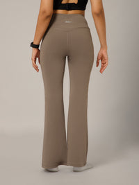 V-Band Go-To Wide Flare Pant Brown
