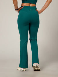 V-Band Go-To Wide Flare Pant Teal