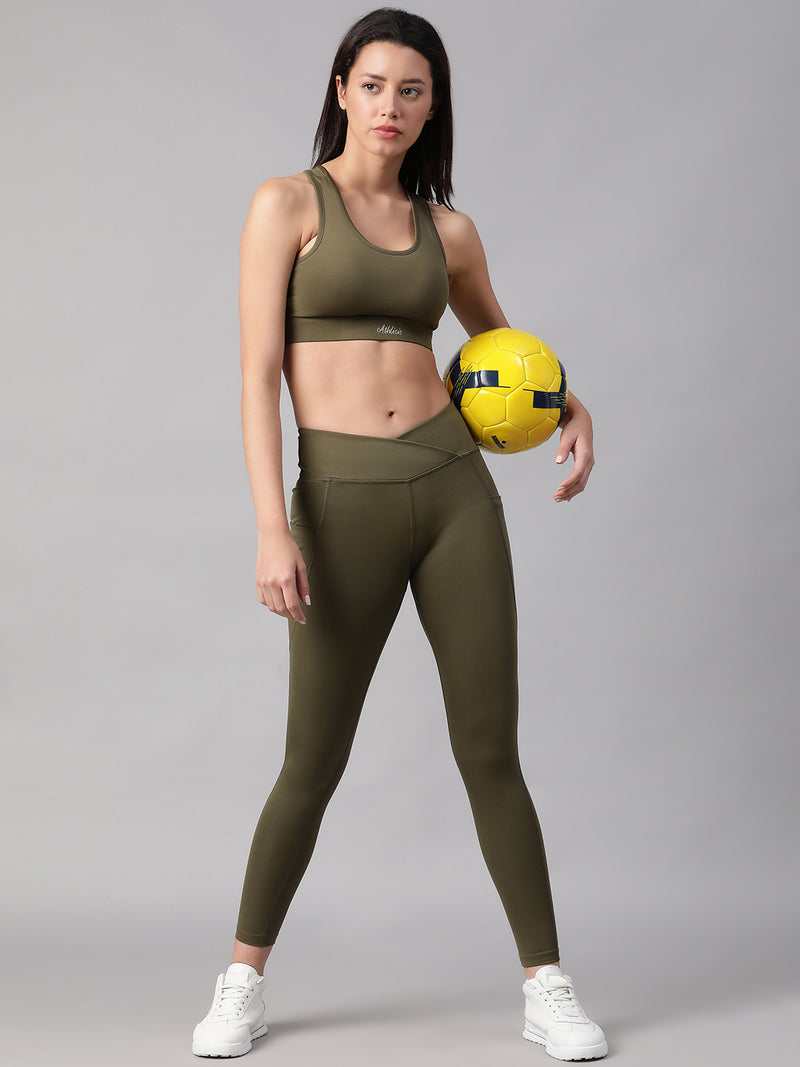Minimalist Cutout Sports Bra Olive