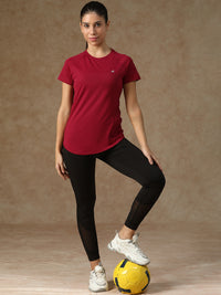 V Panel T-Shirt Maroon