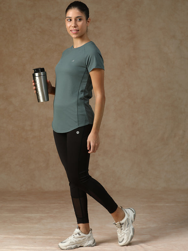 V Panel T-Shirt Grey