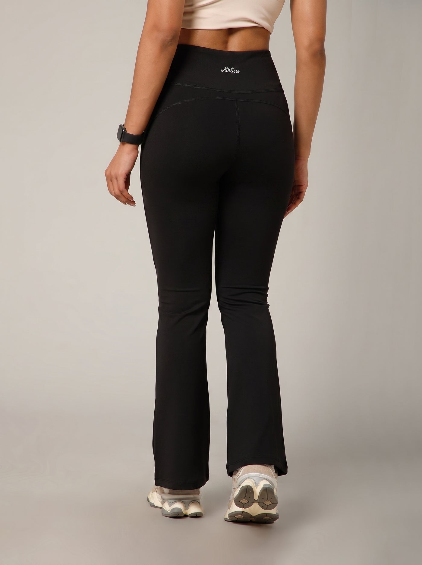V-Shape Flare Pant Black