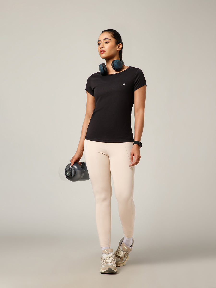Keyhole T-shirt Black