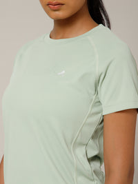 V Panel T-Shirt Mint Sage
