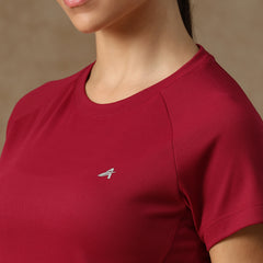 V Panel T-Shirt Maroon