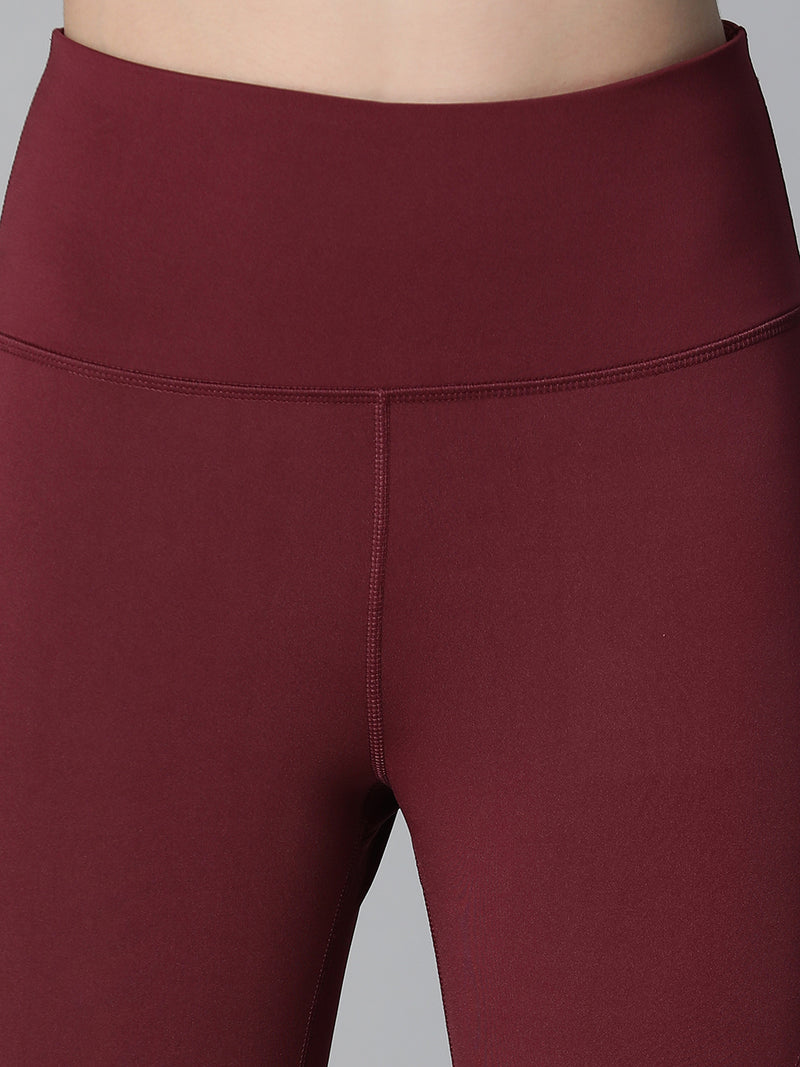 Sangria Stride Legging Maroon