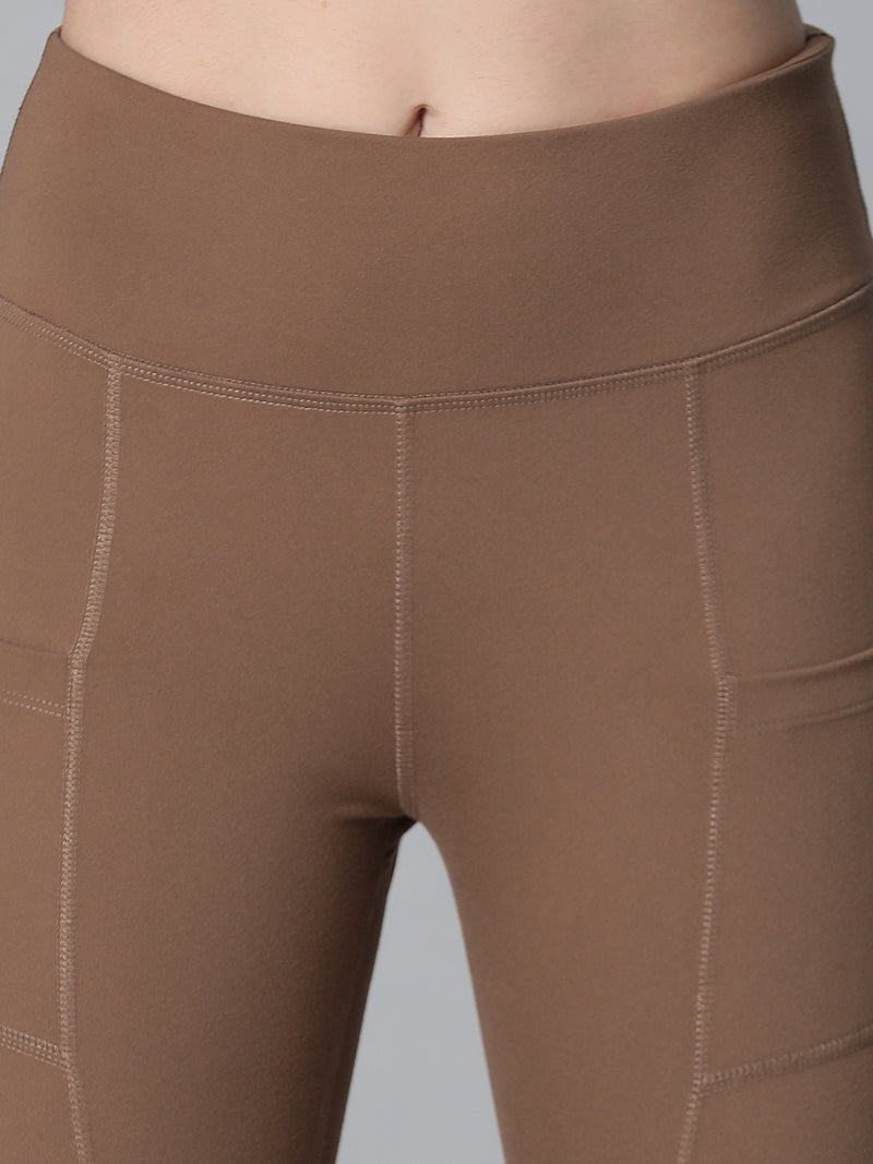 Streamline Legging Tan