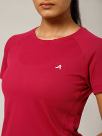 V Panel T-Shirt Maroon