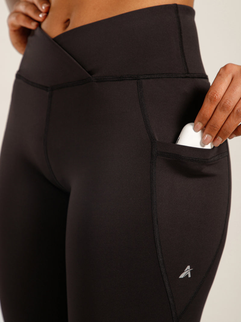 V-Front Legging Black