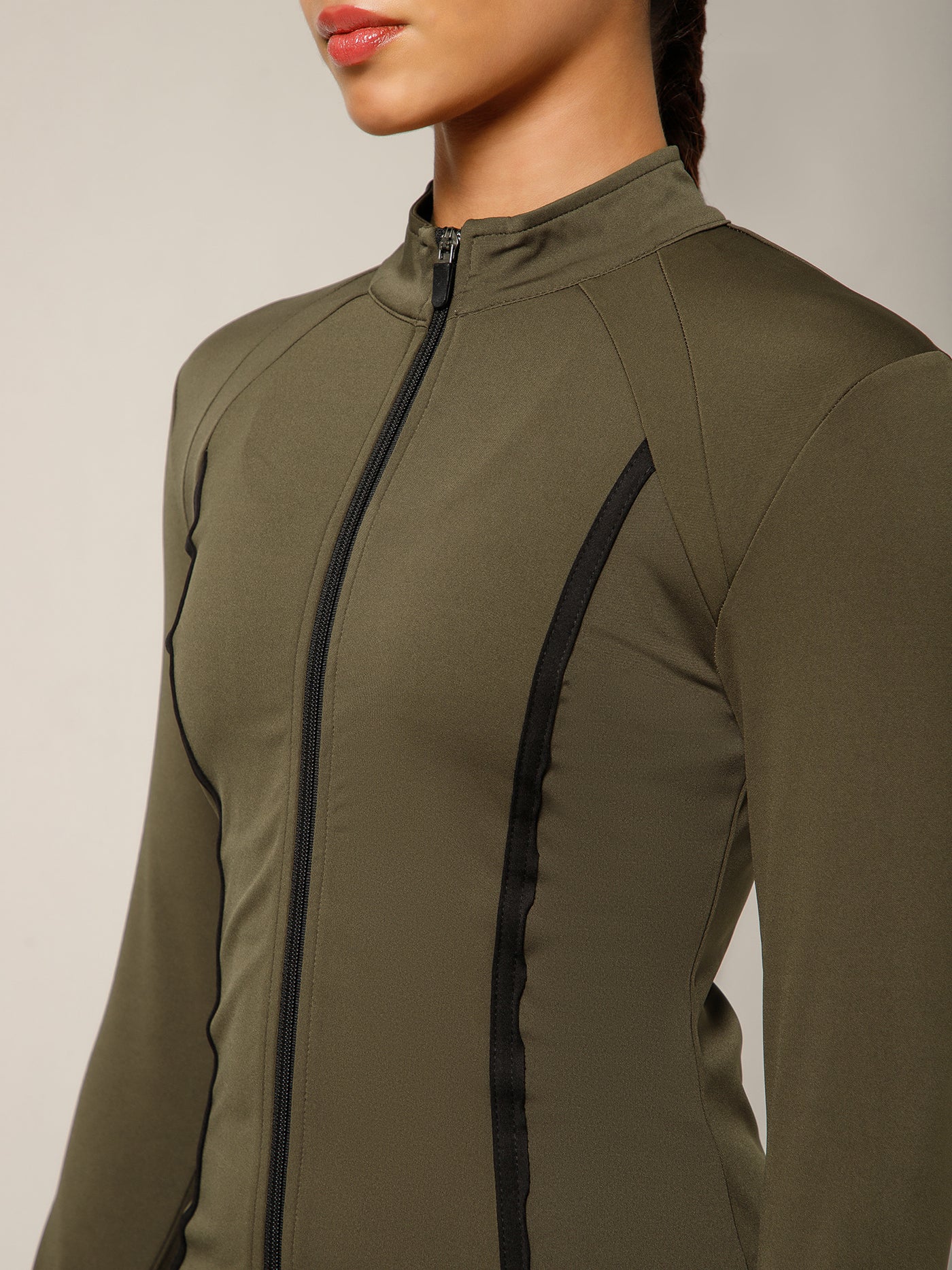 Aero Sculpt Jacket Olive