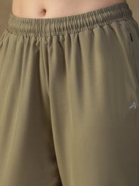 NS Staple Jogger Olive