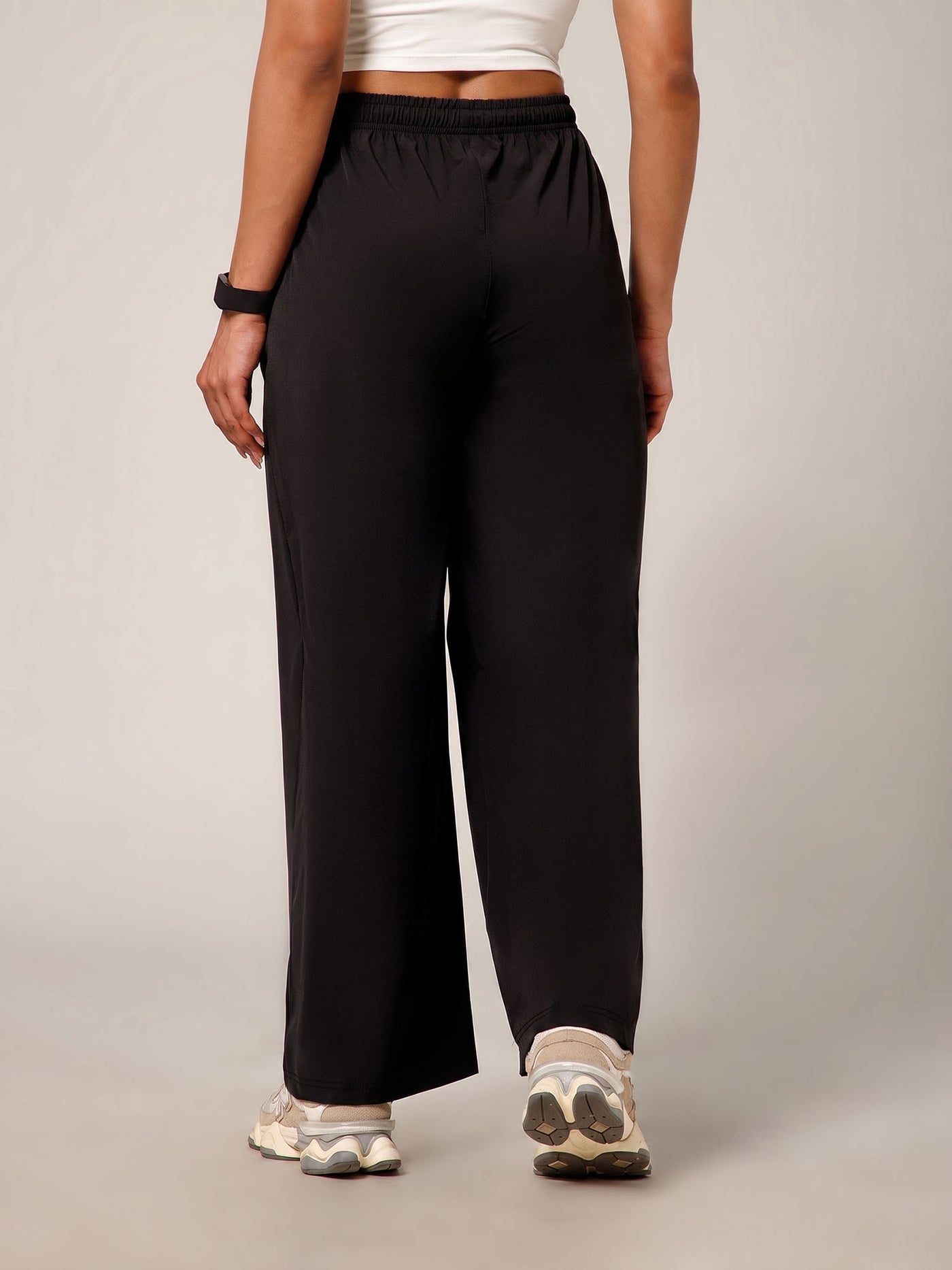 Elastic Waist Crinkle Baggy Pants Black