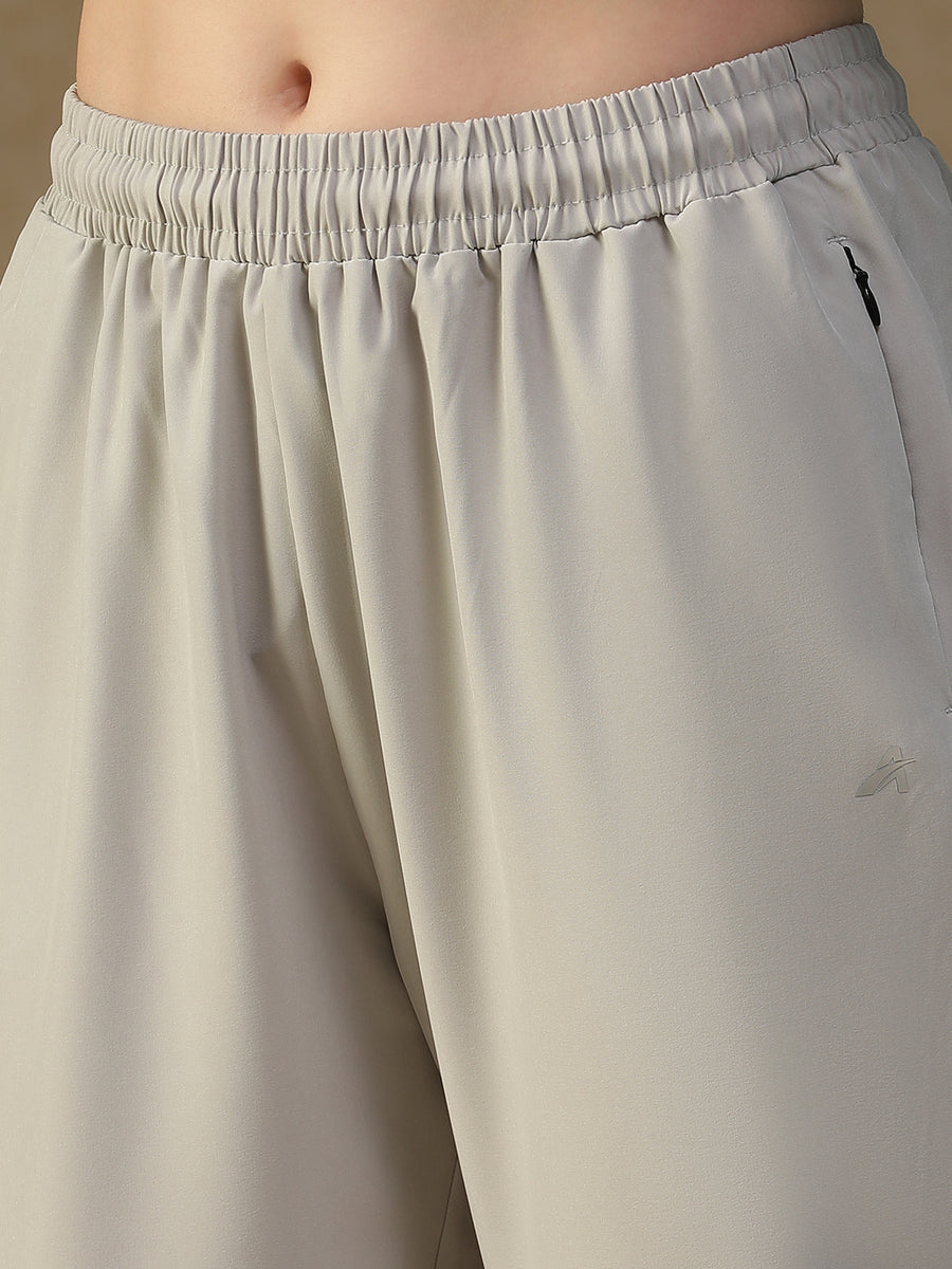 NS Staple Jogger Light Grey