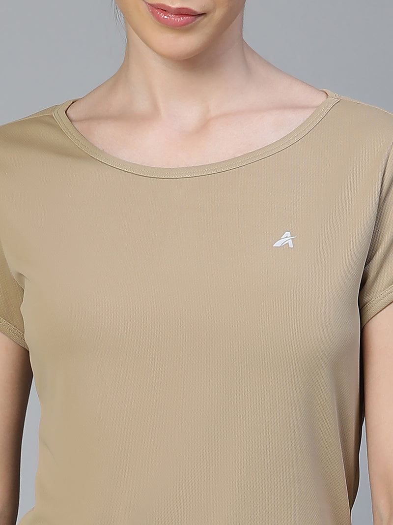 Keyhole T-shirt Tan