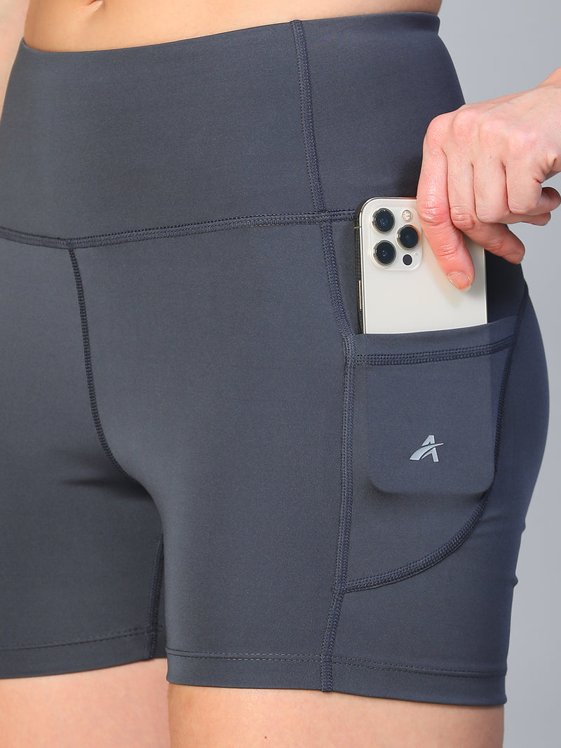Aura Training Shorts Gray