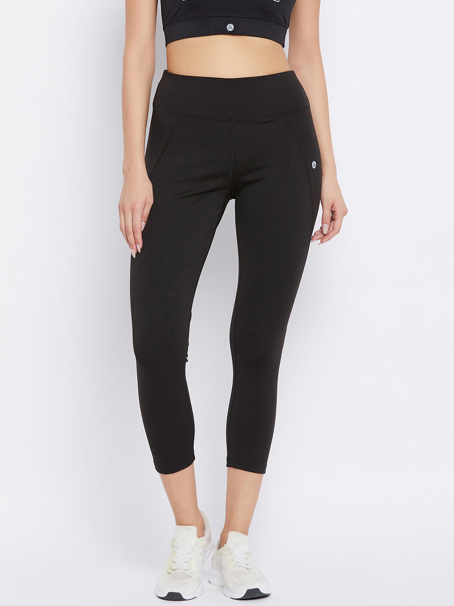 Essential High-Rise Leggings Black