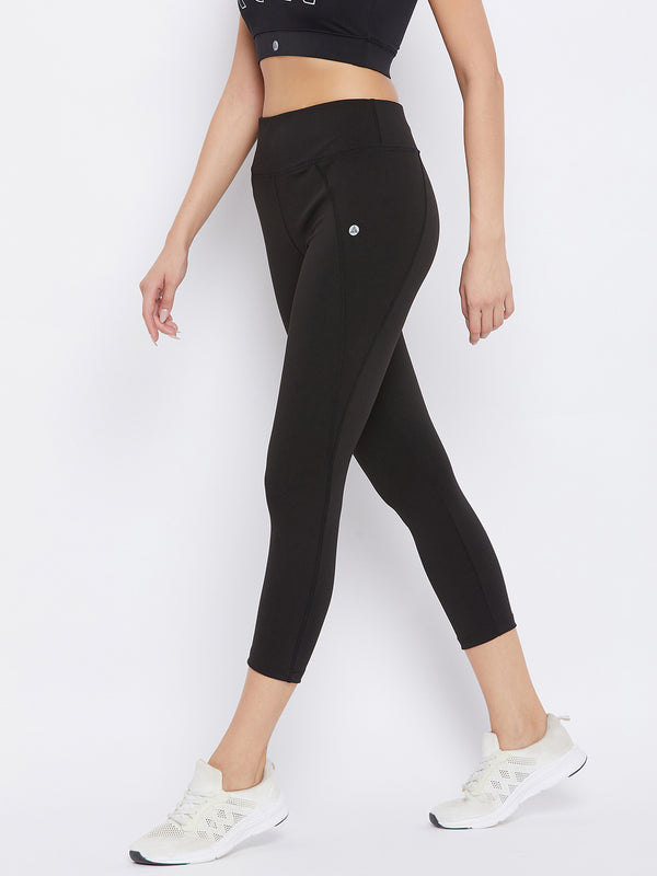 Essential High-Rise Leggings Black