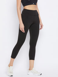 Essential High-Rise Leggings Black