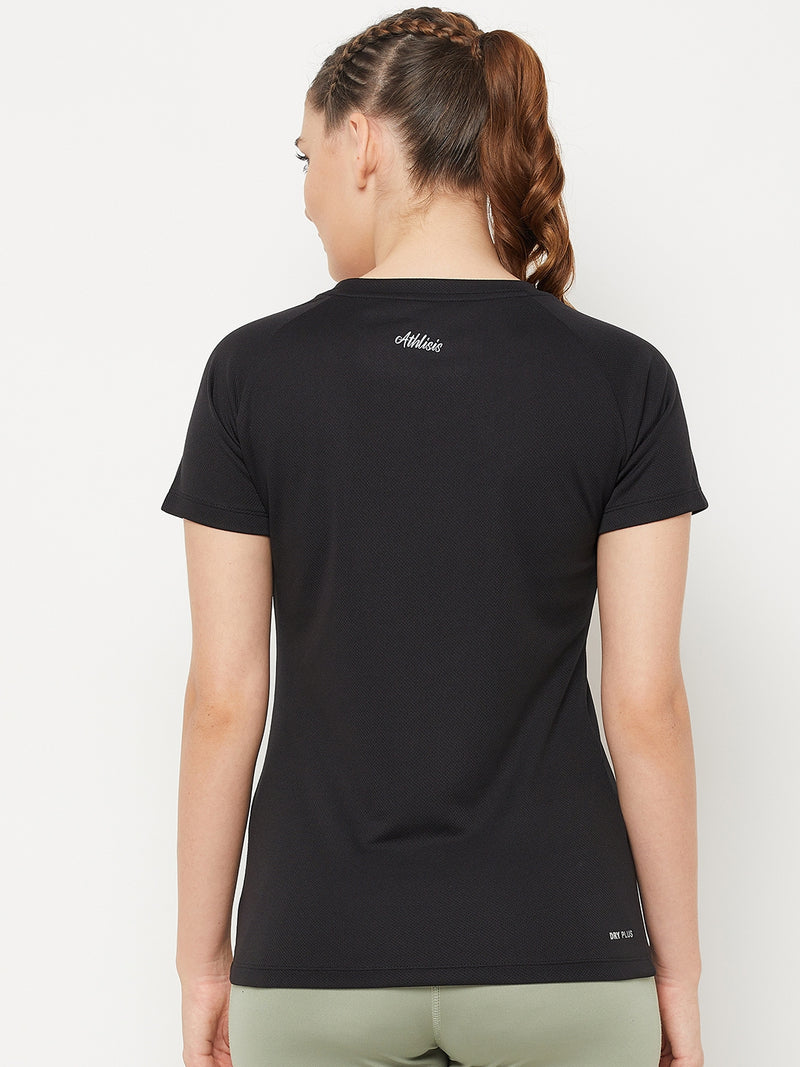Dash Line T-Shirt Black
