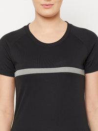 Dash Line T-Shirt Black