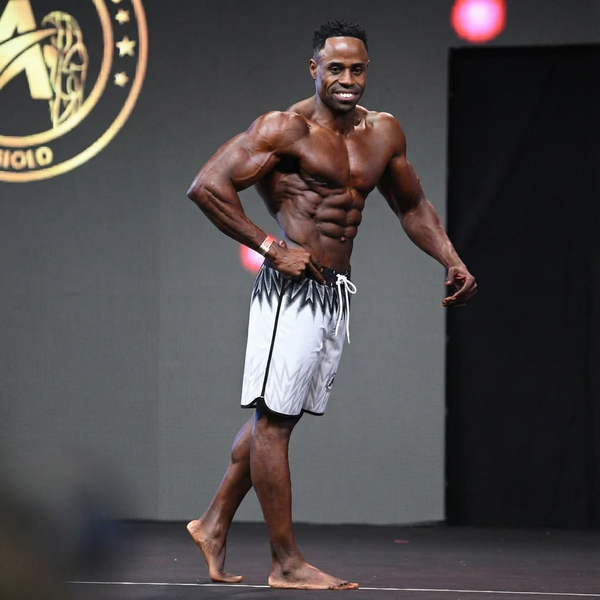 BLK Thunder Elite Men's physique Shorts